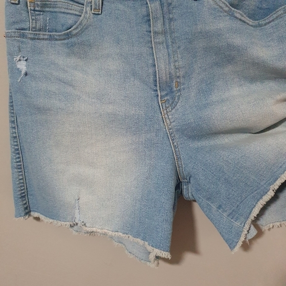 LEVI Heritage High-rise Jean Shorts Women's Plus‎ Size 16 - Picture 4 of 10